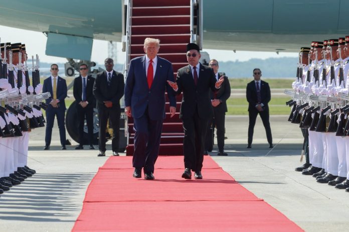 2025-10-26t022145z-27801965-rc2ejhaaxetf-rtrmadp-3-usa-trump-asia.jpg