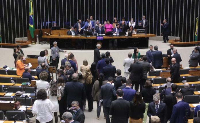 camara-decisoes-monocraticas-stf.jpg