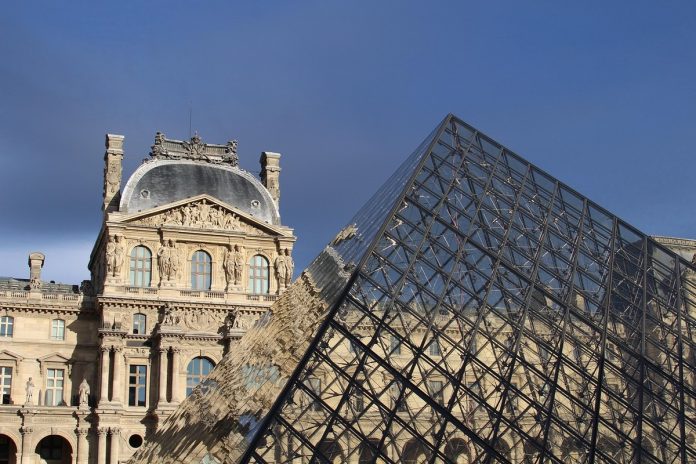 louvre-museum-6667274-1280.jpg